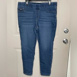 Nine West 16 Heidi Pull-On Skinny Jeans